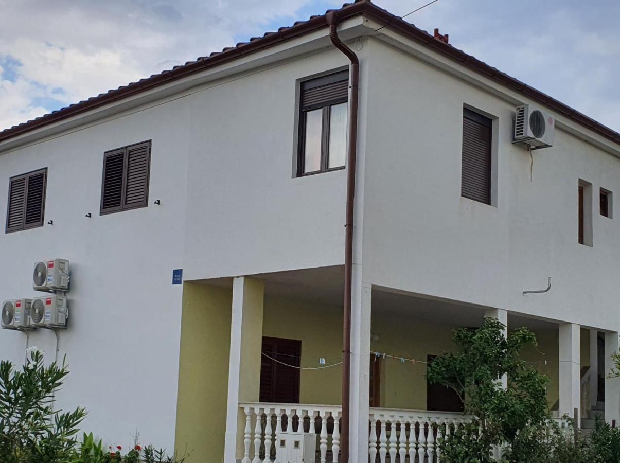 Holidey Home Jukic K Seline Exterior photo